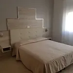Paris Otel
